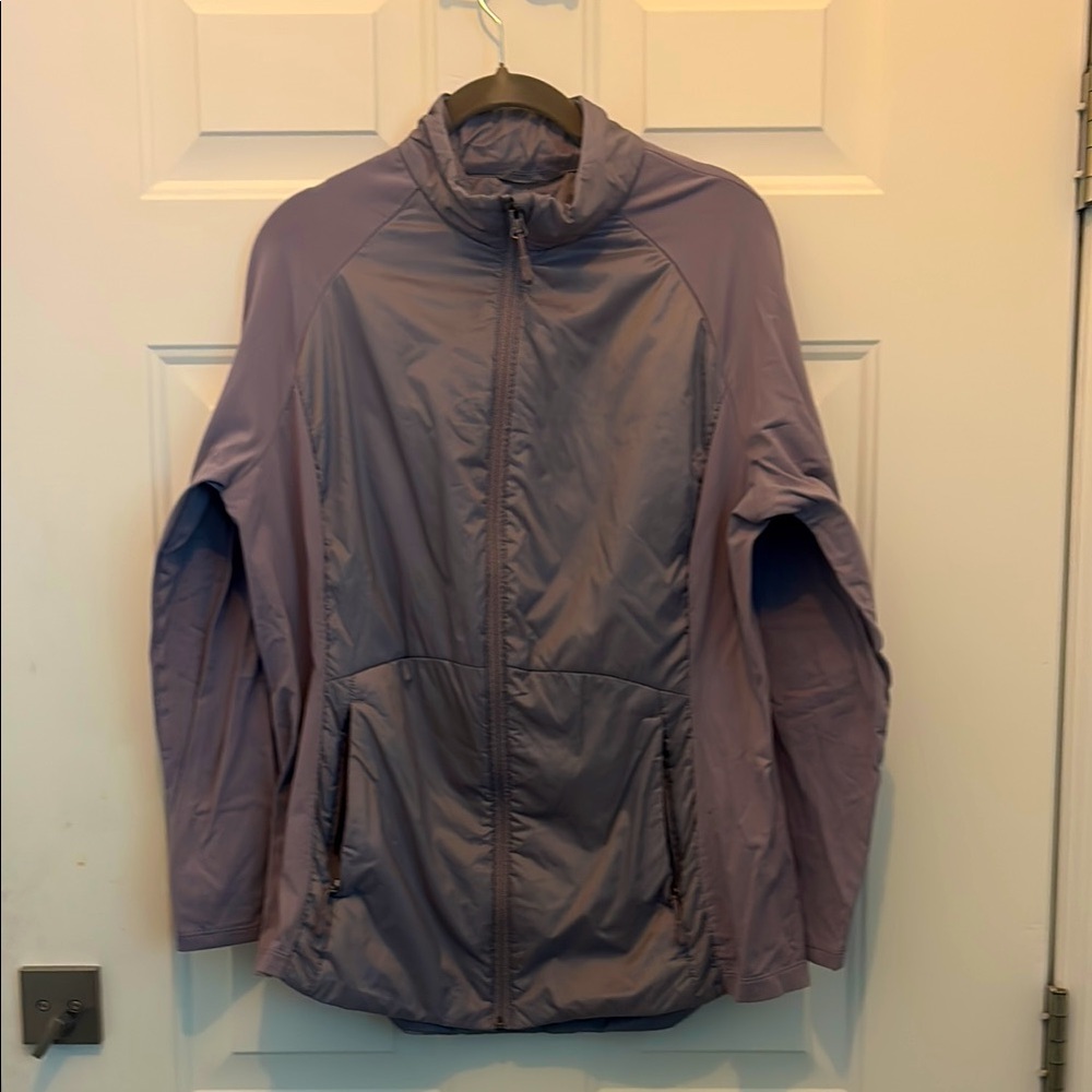 32 Degrees Nylon Full Zipper Jacket with Zipper pockets - Picture 1 of 4